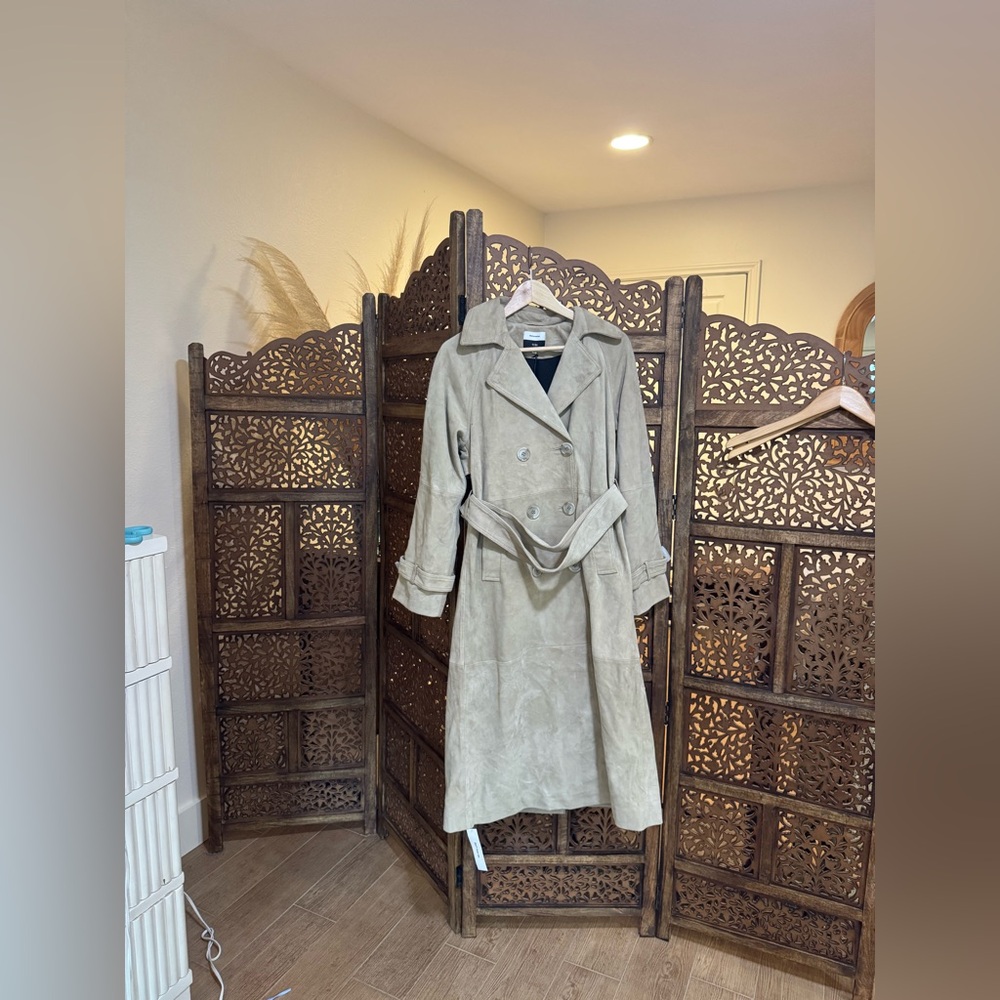 NEW NWT Reformation veda ashland trench coat biscotti - Picture 5 of 6